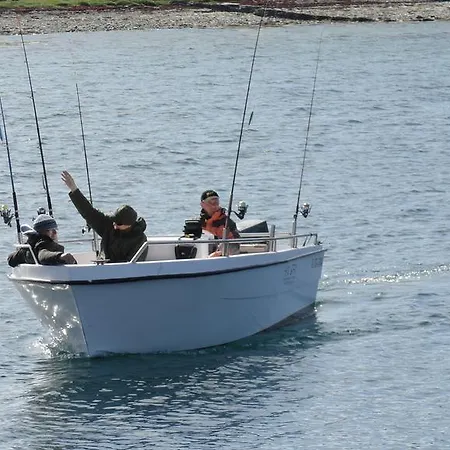 Arctic Fishingland Holiday park *